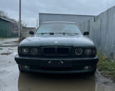 Зеленый БМВ 5 Серия, объемом двигателя 2 л и пробегом 400 тыс. км за 1950 $, фото 1 на Automoto.ua