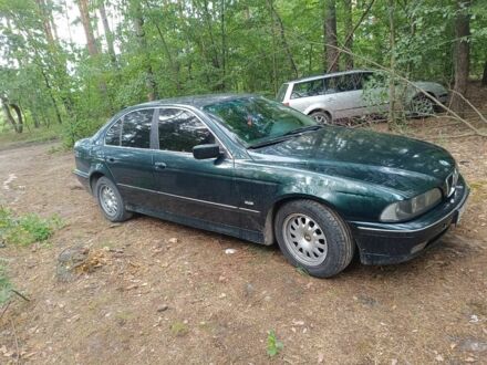 Зелений БМВ 5 Серія, об'ємом двигуна 2 л та пробігом 270 тис. км за 3200 $, фото 1 на Automoto.ua