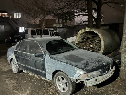 Зелений БМВ 5 Серія, об'ємом двигуна 0 л та пробігом 500 тис. км за 1300 $, фото 1 на Automoto.ua