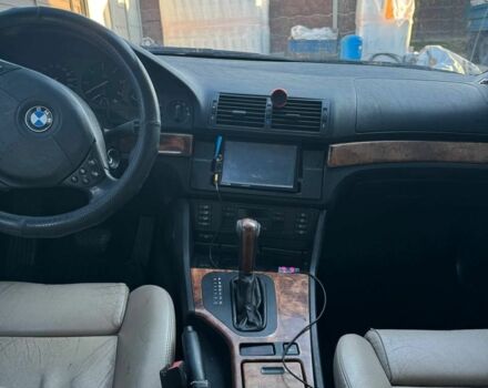 Зелений БМВ 5 Серія, об'ємом двигуна 2.5 л та пробігом 4 тис. км за 3500 $, фото 1 на Automoto.ua