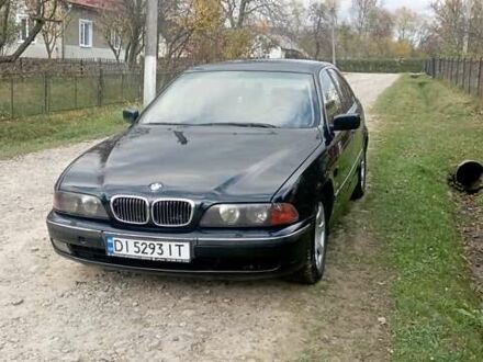 Зеленый БМВ 5 Серия, объемом двигателя 2.5 л и пробегом 350 тыс. км за 3500 $, фото 1 на Automoto.ua