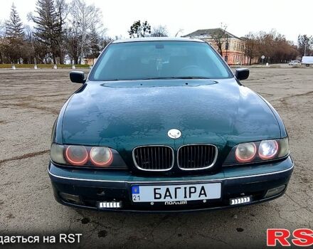 Зелений БМВ 5 Серія, об'ємом двигуна 2.5 л та пробігом 0 тис. км за 3200 $, фото 1 на Automoto.ua