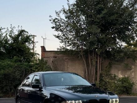 Зеленый БМВ 5 Серия, объемом двигателя 2 л и пробегом 450 тыс. км за 3800 $, фото 1 на Automoto.ua