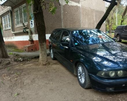 Зеленый БМВ 5 Серия, объемом двигателя 3 л и пробегом 289 тыс. км за 4357 $, фото 1 на Automoto.ua