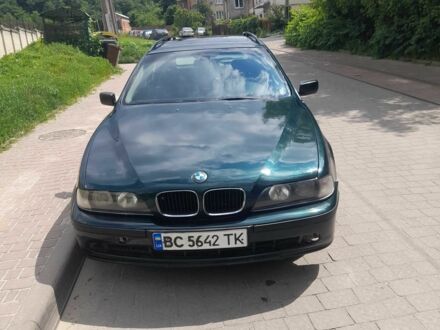 Зеленый БМВ 5 Серия, объемом двигателя 2.5 л и пробегом 350 тыс. км за 3900 $, фото 1 на Automoto.ua
