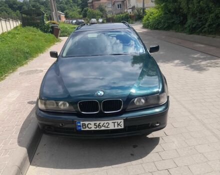 Зеленый БМВ 5 Серия, объемом двигателя 2.5 л и пробегом 350 тыс. км за 3900 $, фото 1 на Automoto.ua