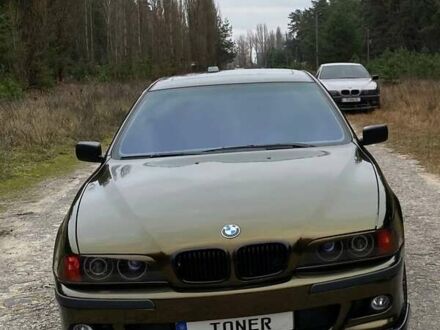 Зеленый БМВ 5 Серия, объемом двигателя 2.5 л и пробегом 370 тыс. км за 6500 $, фото 1 на Automoto.ua