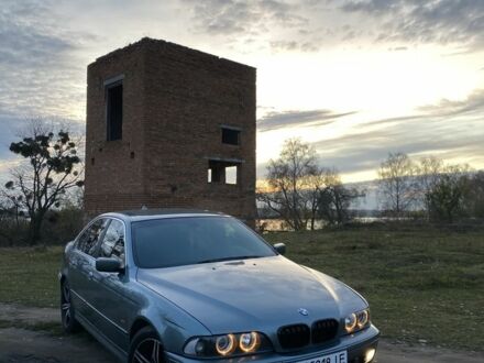 Зеленый БМВ 5 Серия, объемом двигателя 2 л и пробегом 451 тыс. км за 5000 $, фото 1 на Automoto.ua