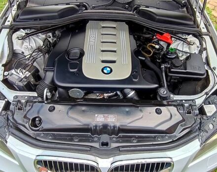 Серый БМВ 5-series, объемом двигателя 3 л и пробегом 280 тыс. км за 13900 $, фото 4 на Automoto.ua