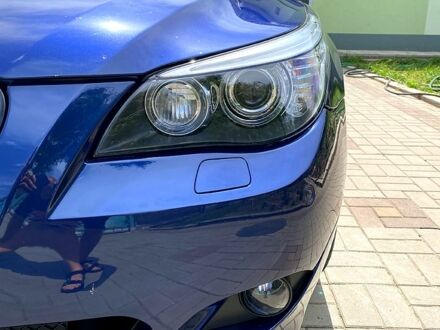 Синий БМВ 5-series, объемом двигателя 3 л и пробегом 262 тыс. км за 12250 $, фото 1 на Automoto.ua