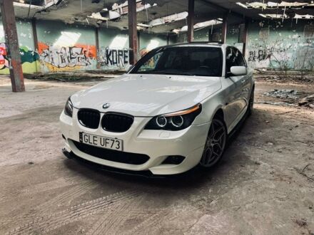 Білий БМВ 520, об'ємом двигуна 3 л та пробігом 206 тис. км за 4200 $, фото 1 на Automoto.ua