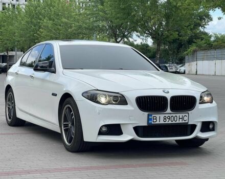 Белый БМВ 520, объемом двигателя 2 л и пробегом 124 тыс. км за 15000 $, фото 1 на Automoto.ua
