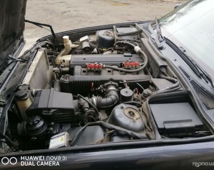 Серый БМВ 520, объемом двигателя 2 л и пробегом 355 тыс. км за 4700 $, фото 4 на Automoto.ua