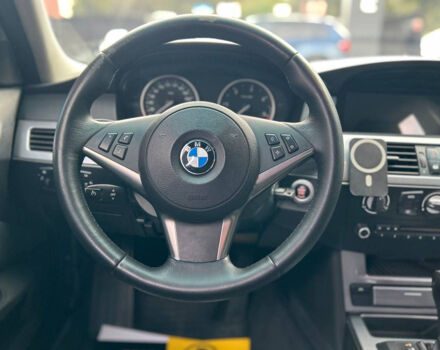 Сірий БМВ 520, об'ємом двигуна 2 л та пробігом 343 тис. км за 10800 $, фото 11 на Automoto.ua