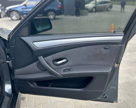 Сірий БМВ 520, об'ємом двигуна 2 л та пробігом 343 тис. км за 10800 $, фото 17 на Automoto.ua