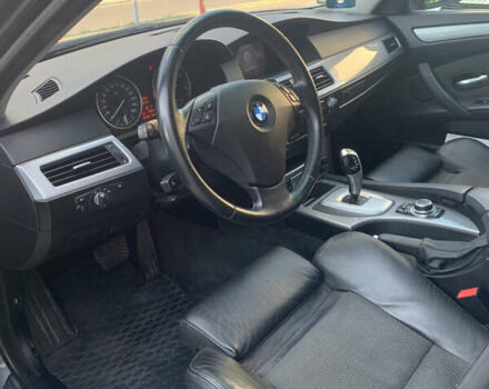 Серый БМВ 520, объемом двигателя 2 л и пробегом 247 тыс. км за 8700 $, фото 10 на Automoto.ua