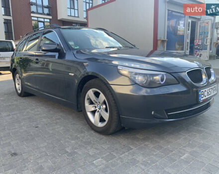 Серый БМВ 520, объемом двигателя 2 л и пробегом 247 тыс. км за 8700 $, фото 1 на Automoto.ua