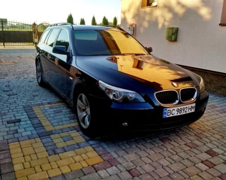 Синий БМВ 520, объемом двигателя 2 л и пробегом 288 тыс. км за 8700 $, фото 1 на Automoto.ua