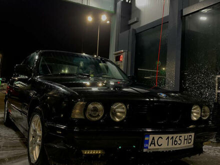 БМВ 524 1991 у Луцьку на Automoto.ua Чорний БМВ 524, об'ємом двигуна 2.5 л та пробігом 722 тис. км за 2999 $, фото 1 на Automoto.ua