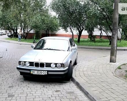 Сірий БМВ 524, об'ємом двигуна 3 л та пробігом 331 тис. км за 3900 $, фото 5 на Automoto.ua