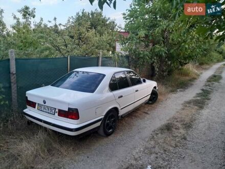 БМВ 525 1992 у Миколаєві на Automoto.ua Білий БМВ 525, об'ємом двигуна 0 л та пробігом 340 тис. км за 3050 $, фото 1 на Automoto.ua