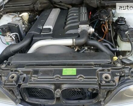 Серый БМВ 525, объемом двигателя 2.5 л и пробегом 337 тыс. км за 4000 $, фото 11 на Automoto.ua