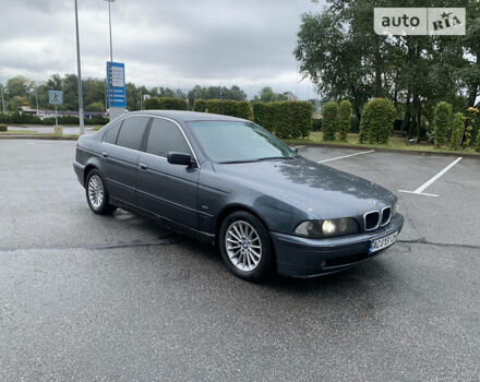 Серый БМВ 525, объемом двигателя 2.5 л и пробегом 279 тыс. км за 5500 $, фото 3 на Automoto.ua