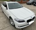 Білий БМВ 528, об'ємом двигуна 2 л та пробігом 100 тис. км за 18499 $, фото 6 на Automoto.ua