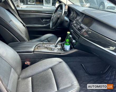 Сірий БМВ 528, об'ємом двигуна 2 л та пробігом 195 тис. км за 14999 $, фото 13 на Automoto.ua