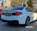 Белый БМВ 530, объемом двигателя 2 л и пробегом 93 тыс. км за 34530 $, фото 6 на Automoto.ua