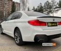 Желтый БМВ 530, объемом двигателя 2 л и пробегом 59 тыс. км за 30900 $, фото 4 на Automoto.ua