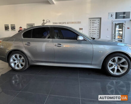 Серый БМВ 530, объемом двигателя 3 л и пробегом 262 тыс. км за 9000 $, фото 7 на Automoto.ua