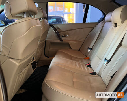 Серый БМВ 530, объемом двигателя 3 л и пробегом 262 тыс. км за 9000 $, фото 9 на Automoto.ua