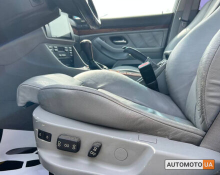 Серый БМВ 530, объемом двигателя 3 л и пробегом 280 тыс. км за 5800 $, фото 11 на Automoto.ua