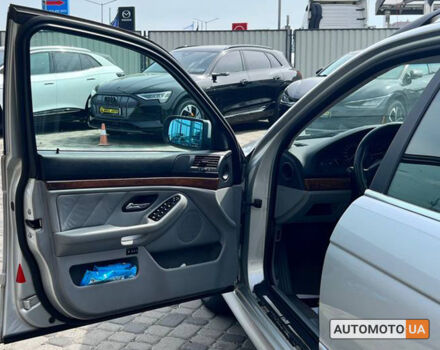 Серый БМВ 530, объемом двигателя 3 л и пробегом 280 тыс. км за 5800 $, фото 8 на Automoto.ua