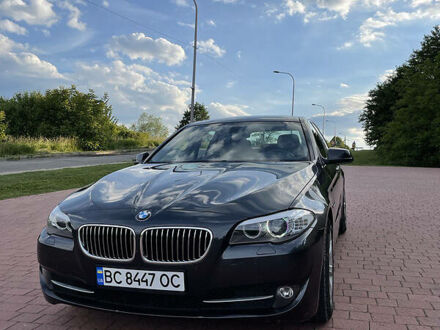 БМВ 530 2010 у Трускавце на Automoto.ua Сірий БМВ 530, об'ємом двигуна 3 л та пробігом 288 тис. км за 14799 $, фото 1 на Automoto.ua