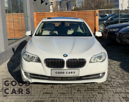 Белый БМВ 535, объемом двигателя 3 л и пробегом 187 тыс. км за 17100 $, фото 1 на Automoto.ua