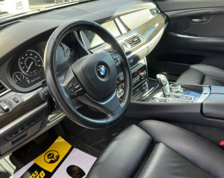 Серый БМВ 535, объемом двигателя 3 л и пробегом 150 тыс. км за 16500 $, фото 11 на Automoto.ua
