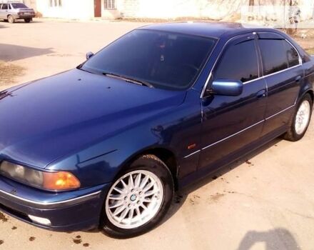 Синій БМВ 535, об'ємом двигуна 3.5 л та пробігом 283 тис. км за 6000 $, фото 1 на Automoto.ua