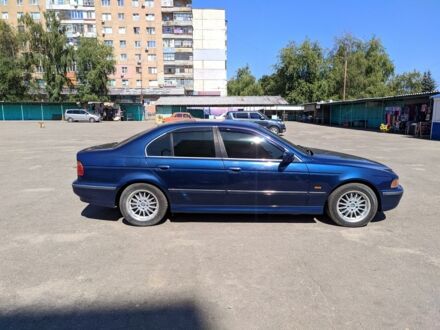 Синий БМВ 535, объемом двигателя 3.5 л и пробегом 293 тыс. км за 6000 $, фото 1 на Automoto.ua