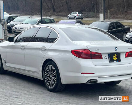 Белый БМВ 540, объемом двигателя 3 л и пробегом 53 тыс. км за 31000 $, фото 3 на Automoto.ua