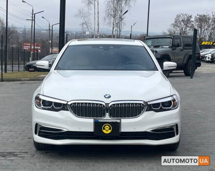 Белый БМВ 540, объемом двигателя 3 л и пробегом 53 тыс. км за 31000 $, фото 1 на Automoto.ua