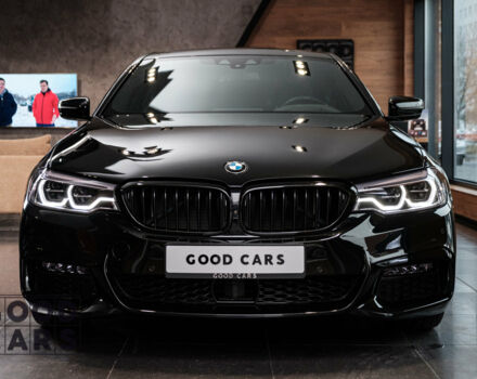 Чорний БМВ 540, об'ємом двигуна 3 л та пробігом 25 тис. км за 45900 $, фото 1 на Automoto.ua
