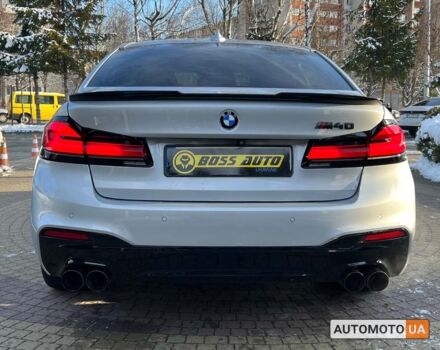 Сірий БМВ 540, об'ємом двигуна 3 л та пробігом 107 тис. км за 36600 $, фото 5 на Automoto.ua