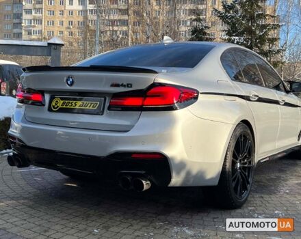 Сірий БМВ 540, об'ємом двигуна 3 л та пробігом 107 тис. км за 36600 $, фото 6 на Automoto.ua