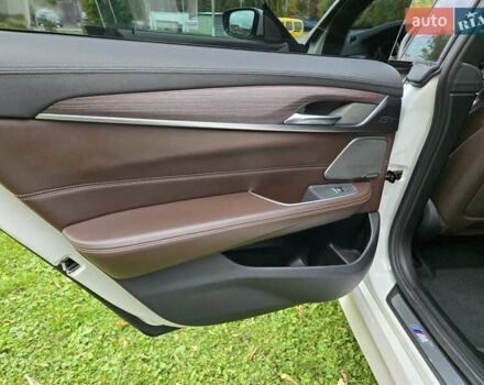 Белый БМВ 6 Серия ГТ, объемом двигателя 2.98 л и пробегом 132 тыс. км за 39500 $, фото 49 на Automoto.ua