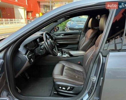 Серый БМВ 6 Серия ГТ, объемом двигателя 3 л и пробегом 88 тыс. км за 49900 $, фото 19 на Automoto.ua