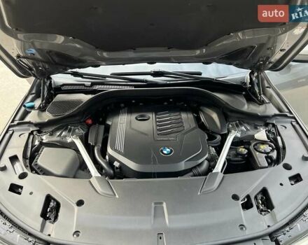 Серый БМВ 6 Серия ГТ, объемом двигателя 3 л и пробегом 97 тыс. км за 47500 $, фото 4 на Automoto.ua