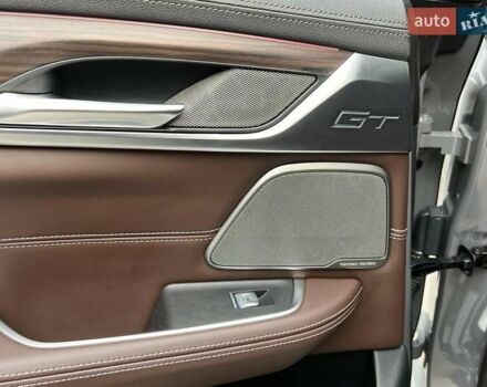 Серый БМВ 6 Серия ГТ, объемом двигателя 3 л и пробегом 97 тыс. км за 47500 $, фото 9 на Automoto.ua