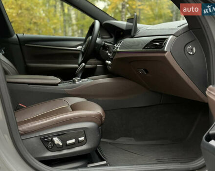 Сірий БМВ 6 Серія ГТ, об'ємом двигуна 2.99 л та пробігом 75 тис. км за 65000 $, фото 42 на Automoto.ua